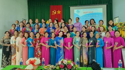 HỌP MẶT NGÀY QUỐC TẾ PHỤ NỮ 8/3