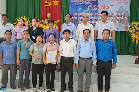 RA MẮT MÔ HÌNH LÀNG SỐ - ẤP VĂN HÓA THÔNG MINH XÃ THẠNH XUÂN
